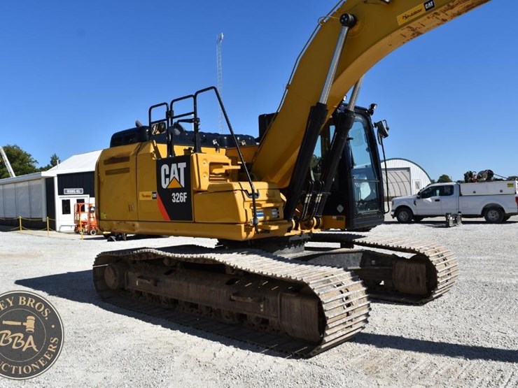 2018-caterpillar-326fl-image-9