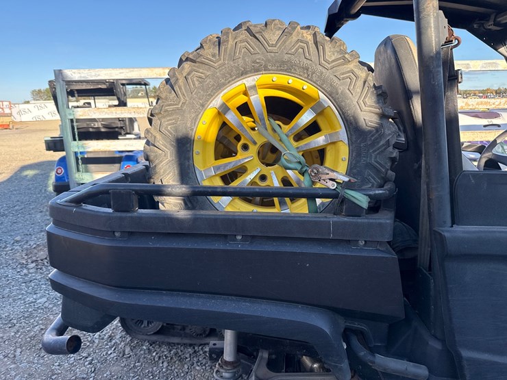 2012-deere-tires-image-17