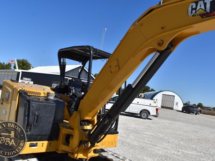 2021-caterpillar-306cr-image-28