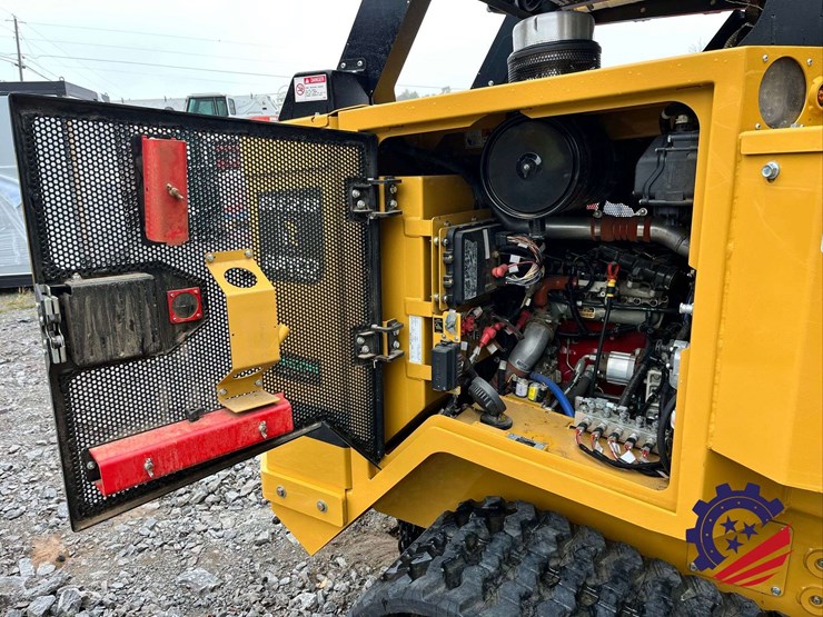 2023-rayco-c120ra-forestry-mulcher-with-fm120-6r-mulcher-head-image-34