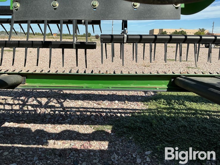 2021-john-deere-530d-image-20