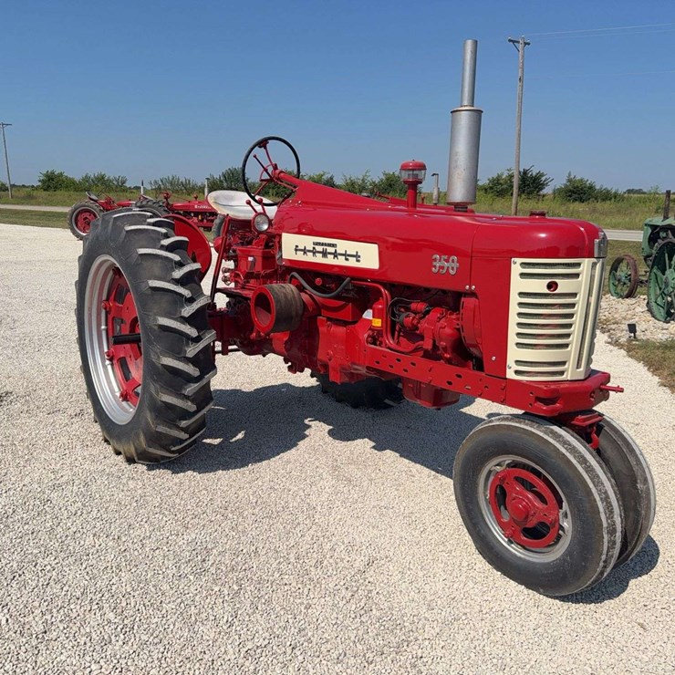 Farmall 350