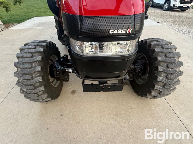 2022-case-ih-farmall-55c-image-19