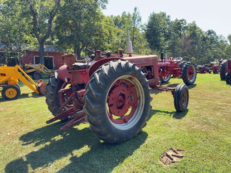 farmall-super-m-image-3