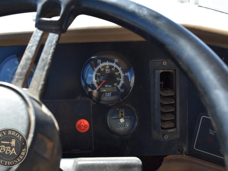 1997-caterpillar-d250e-ii-image-43