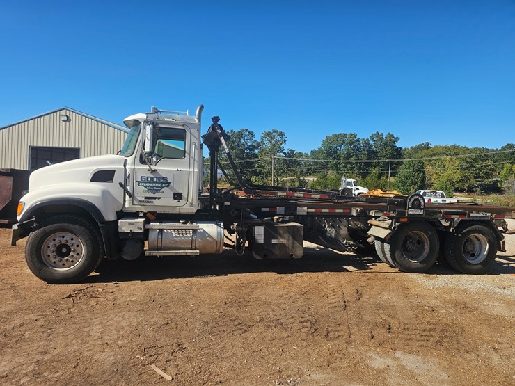 2007-mack-cl713-image-6