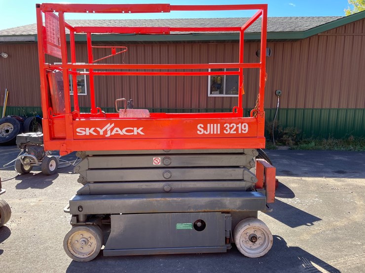 skyjack-sjiii3219-image-2