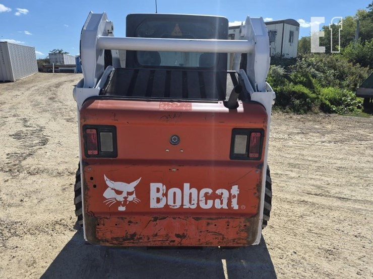 2010-bobcat-s205-image-9