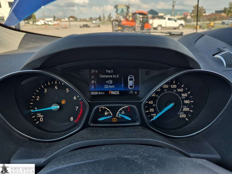 2017-ford-escape-image-11