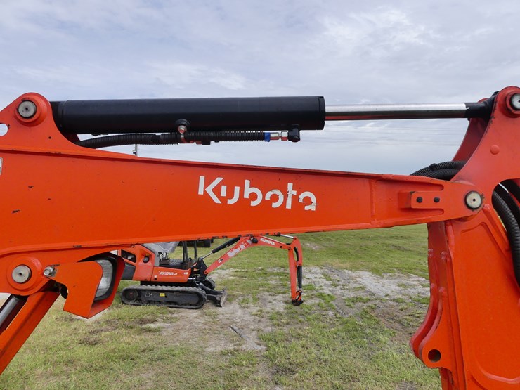kubota-u27-4-image-14