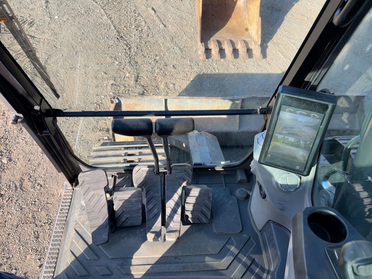 2019-volvo-ecr145el-image-42