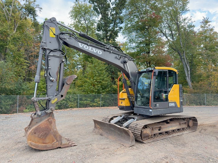 2019-volvo-ecr145el-image-1