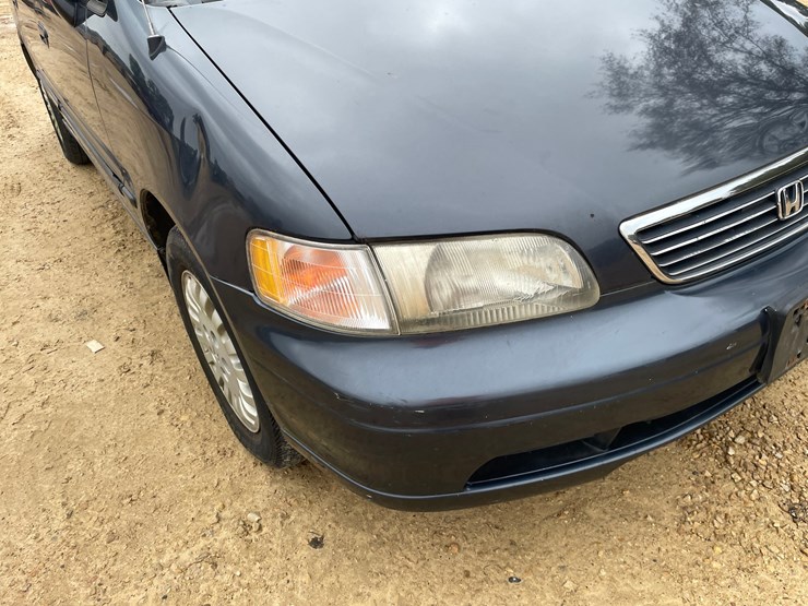 1997-honda-odyssey-image-13
