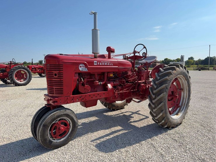 farmall-super-mta-image-1