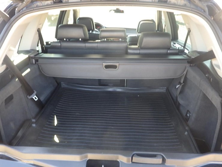 2011-bmw-x5-image-18