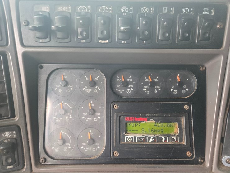1998-kenworth-t2000-image-53