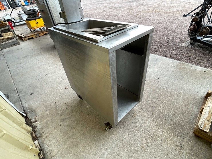 #4676-•-mobile-food-warming-station-image-7