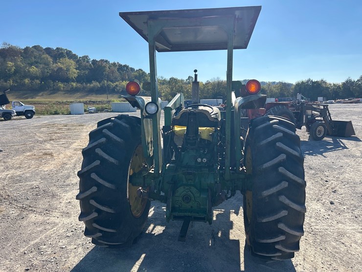 john-deere-2640-image-6