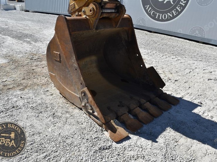 2018-caterpillar-326fl-image-25
