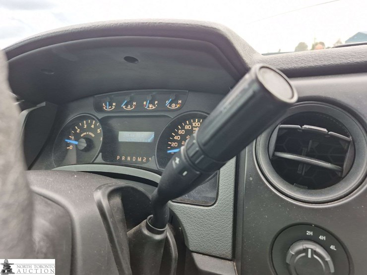 2011-ford-f150-image-19