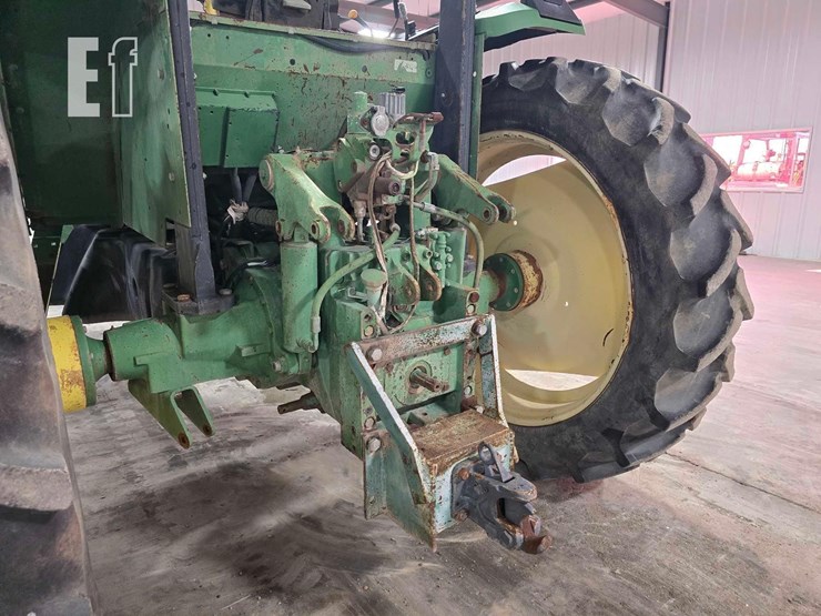 john-deere-6220-image-16