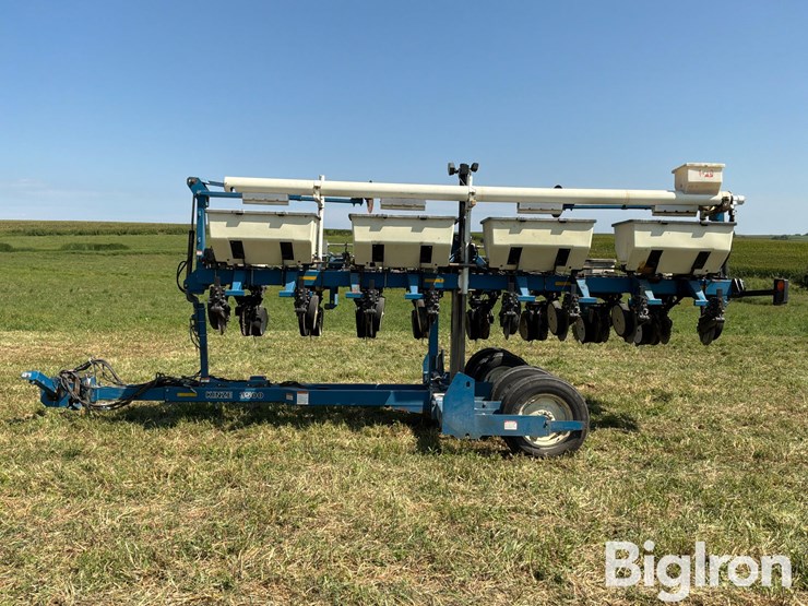 kinze-3500-image-8