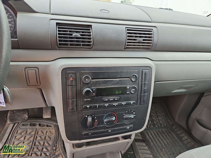 2006-ford-freestar-image-21