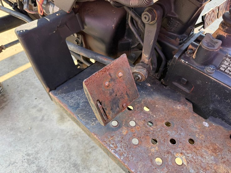 1987-case-ih-245-image-35
