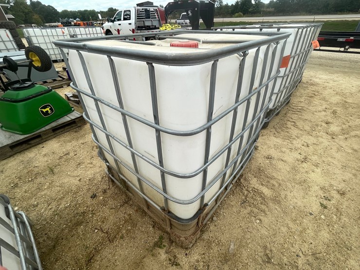 #3038-•-caged-poly-water-totes-image-4