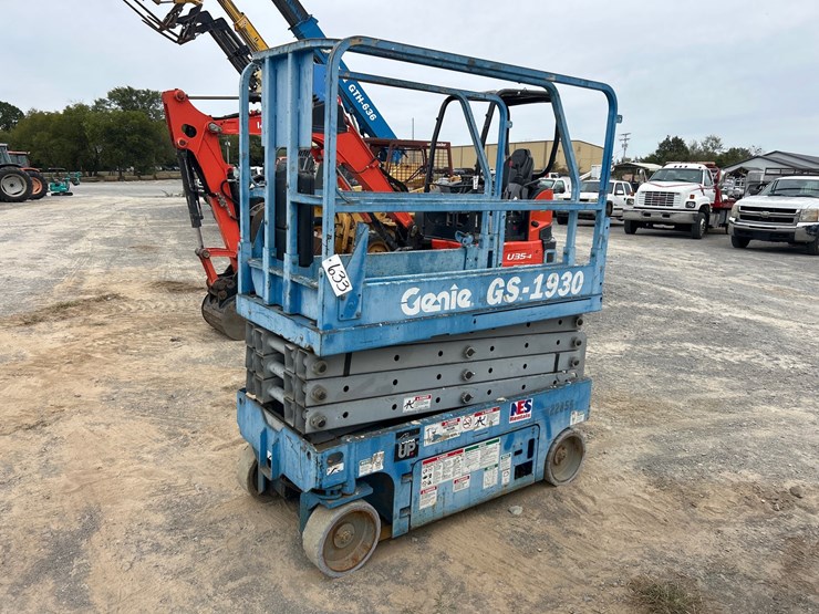 genie-gs1930-image-4