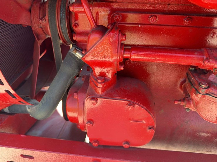 farmall-350-image-22