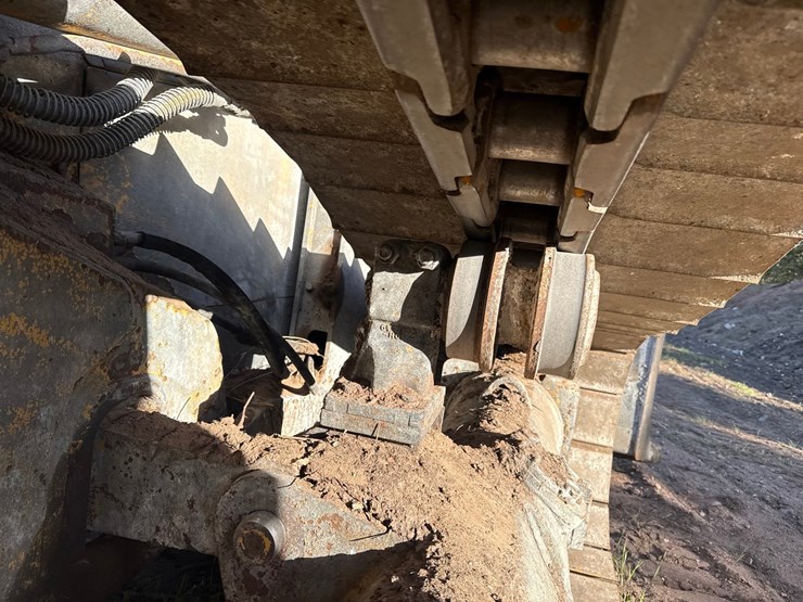 2005-caterpillar-d6n-lgp-image-62