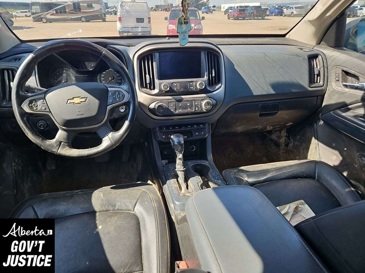 2022-chevrolet-colorado-image-14