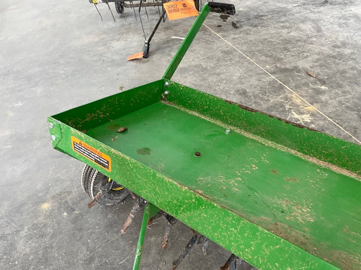 #3002-•-john-deere-yard-dethatcher-image-11