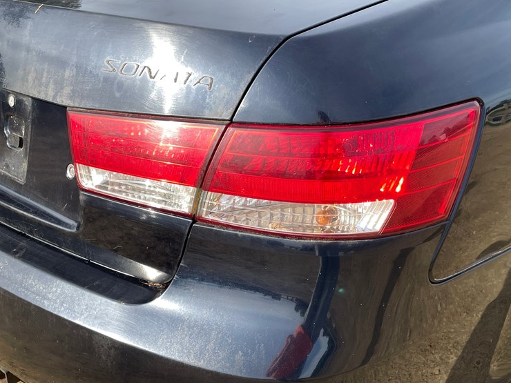 #203-•-2008-hyundai-sonata-(has-wi-title)-image-25