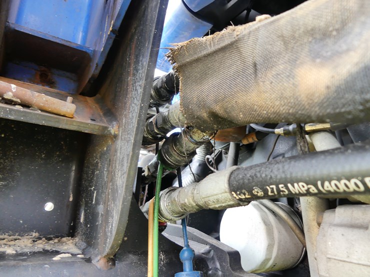 new-holland-tn-4-image-8