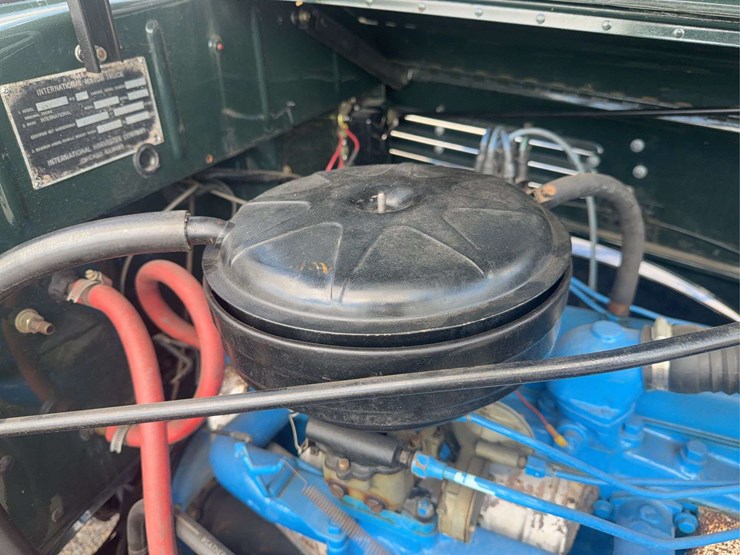 exceptional-international-kb-7-truck-with-fifth-wheel-hitch-image-68