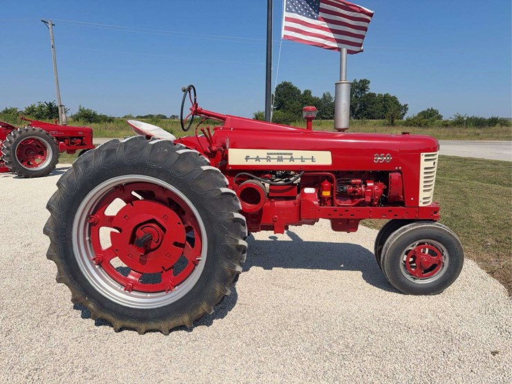 farmall-350-image-2