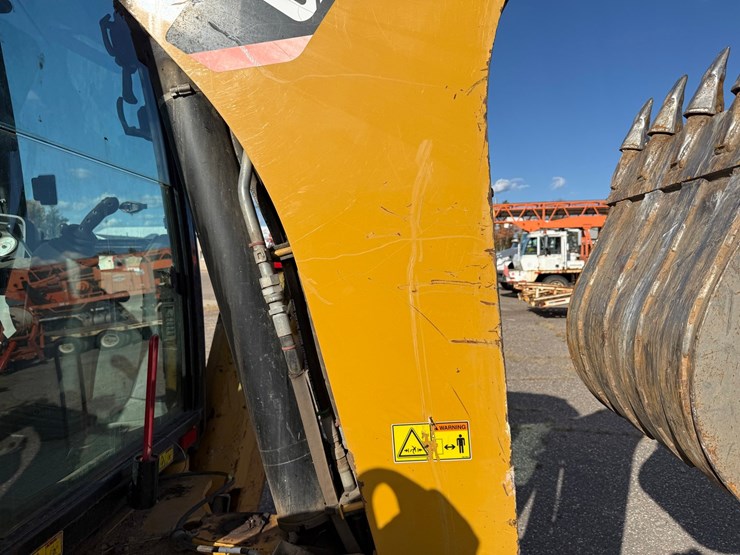 caterpillar-420e-image-51