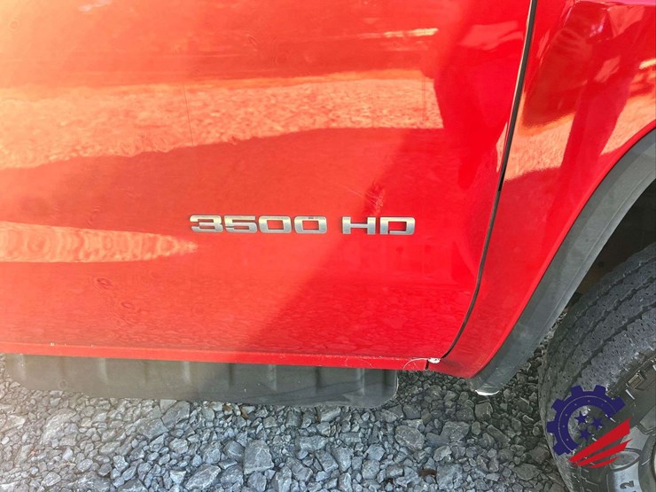 2019-gmc-sierra-3500-image-62