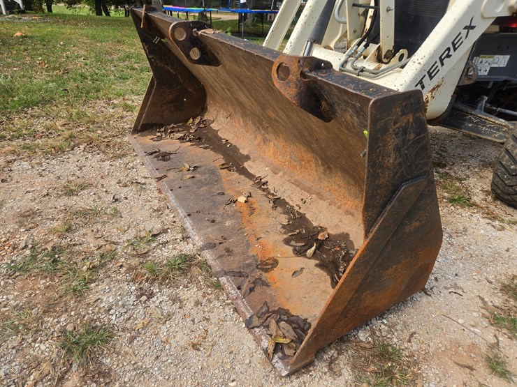 terex-tlb840r-image-81