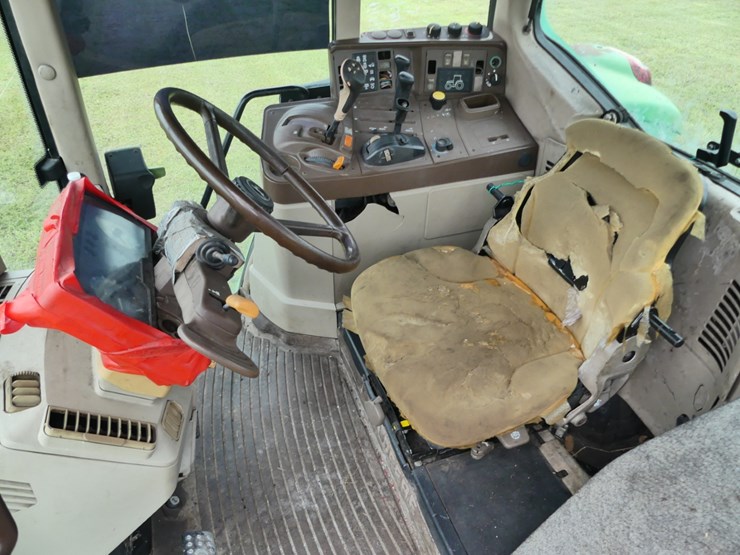 john-deere-6420-image-11