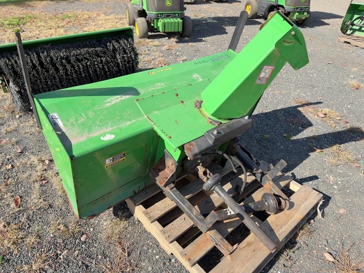 john-deere-1575-image-13