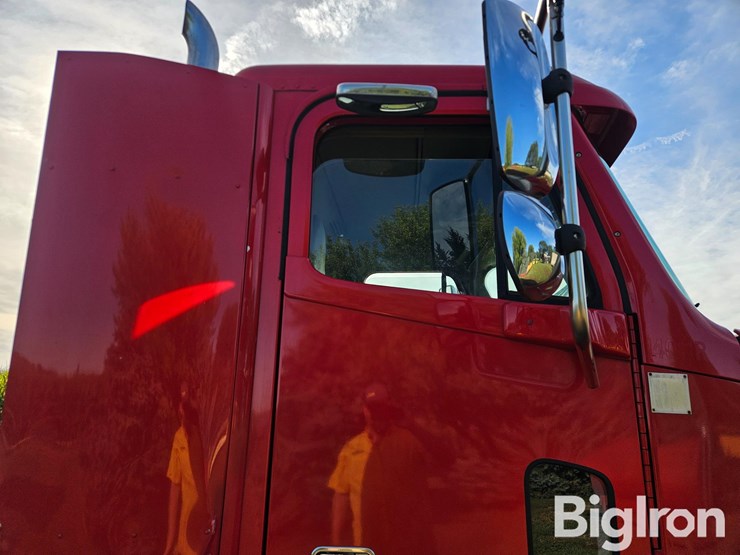 2006-freightliner-columbia-t/a-truck-tractor-image-14