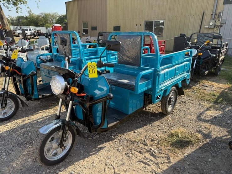 new-three-wheel-electric-dump-cart-image-1