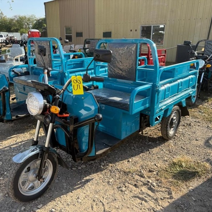NEW Three-Wheel Electric Dump Cart