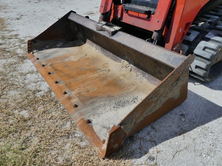 kubota-svl97-2-image-11