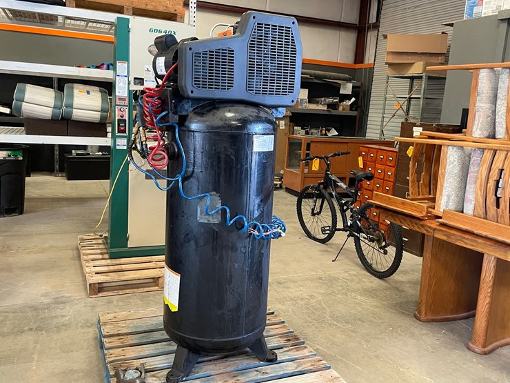 #4646-•-60-gallon-vertical-air-compressor-image-24