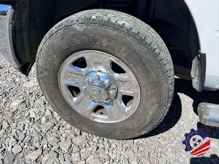 2015-ram-2500-hd-image-58