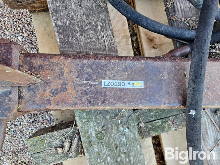 hydraulic-log-splitter-image-15